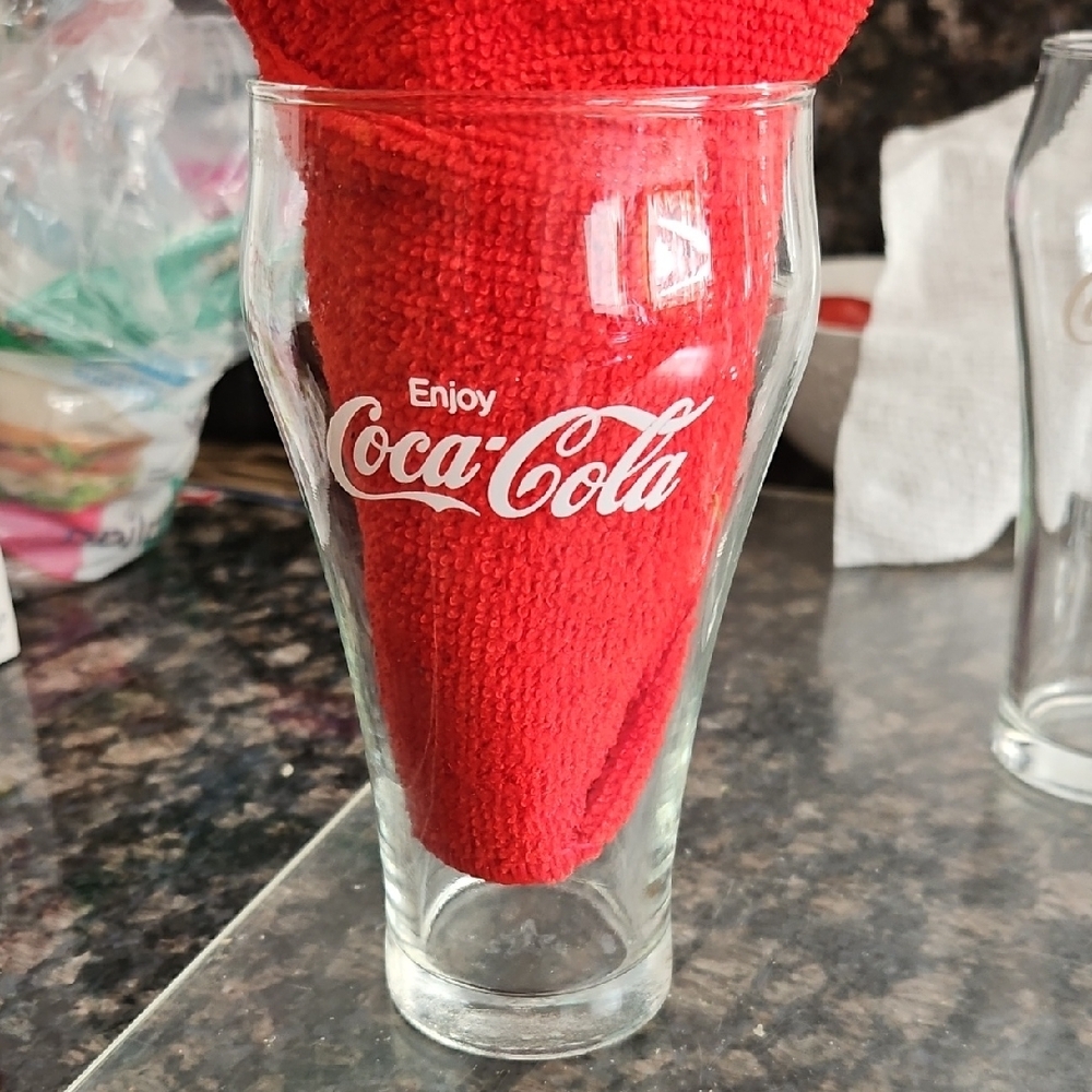 Coca Cola Transparent Glass Collection - Picture 2 of 4